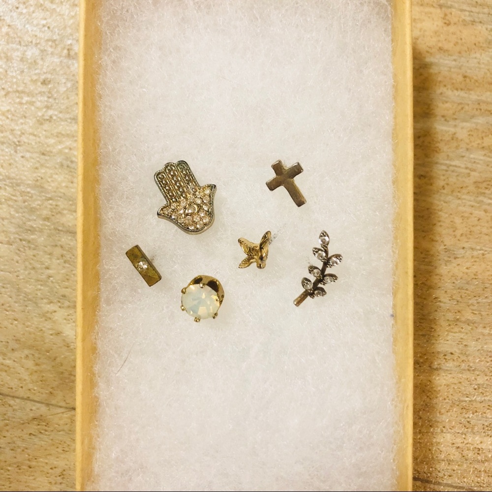 Urban Outfitters Single Stud Bundle